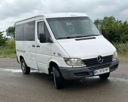 Белый Мерседес Sprinter, объемом двигателя 2.1 л и пробегом 500 тыс. км за 3999 $, фото 2 на Automoto.ua