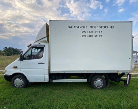 Белый Мерседес Sprinter, объемом двигателя 2.1 л и пробегом 530 тыс. км за 9500 $, фото 14 на Automoto.ua