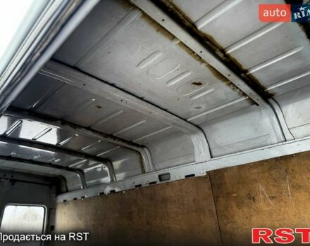 Белый Мерседес Sprinter, объемом двигателя 29 л и пробегом 350 тыс. км за 6900 $, фото 10 на Automoto.ua