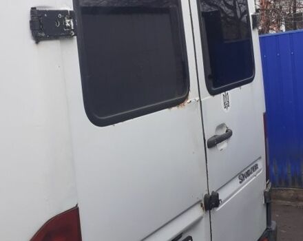 Белый Мерседес Sprinter, объемом двигателя 2.1 л и пробегом 575 тыс. км за 8000 $, фото 2 на Automoto.ua