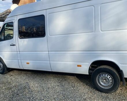 Белый Мерседес Sprinter, объемом двигателя 2.1 л и пробегом 760 тыс. км за 7700 $, фото 7 на Automoto.ua