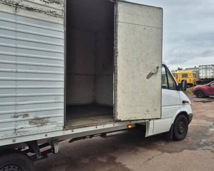 Белый Мерседес Sprinter, объемом двигателя 2.7 л и пробегом 670 тыс. км за 13400 $, фото 8 на Automoto.ua