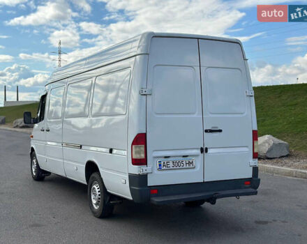 Белый Мерседес Sprinter, объемом двигателя 2.3 л и пробегом 775 тыс. км за 8699 $, фото 5 на Automoto.ua