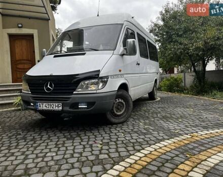 Белый Мерседес Sprinter, объемом двигателя 2.1 л и пробегом 328 тыс. км за 7199 $, фото 2 на Automoto.ua