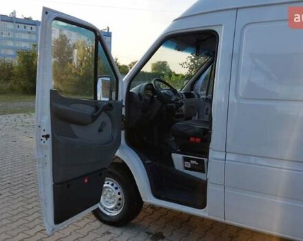Белый Мерседес Sprinter, объемом двигателя 2.1 л и пробегом 379 тыс. км за 7700 $, фото 56 на Automoto.ua