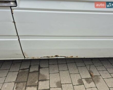 Белый Мерседес Sprinter, объемом двигателя 2.1 л и пробегом 220 тыс. км за 6000 $, фото 5 на Automoto.ua