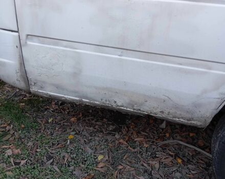 Мерседес Sprinter 2001 у Кам'янське (Дніпродзержинськ) на Automoto.ua Білий Мерседес Sprinter, об'ємом двигуна 2.2 л та пробігом 1 тис. км за 5000 $, фото 17 на Automoto.ua