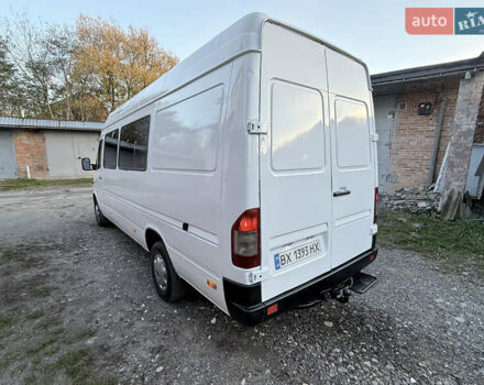 Мерседес Sprinter 2001 в Хмельницком на Automoto.ua Белый Мерседес Sprinter, объемом двигателя 2.7 л и пробегом 451 тыс. км за 7999 $, фото 10 на Automoto.ua