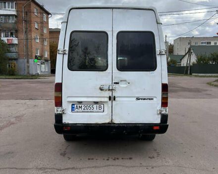 Білий Мерседес Sprinter, об'ємом двигуна 2.15 л та пробігом 628 тис. км за 4750 $, фото 6 на Automoto.ua