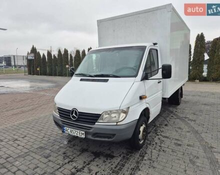 Белый Мерседес Sprinter, объемом двигателя 2.2 л и пробегом 680 тыс. км за 10500 $, фото 6 на Automoto.ua