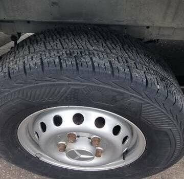 Белый Мерседес Sprinter, объемом двигателя 2.15 л и пробегом 217 тыс. км за 11500 $, фото 7 на Automoto.ua