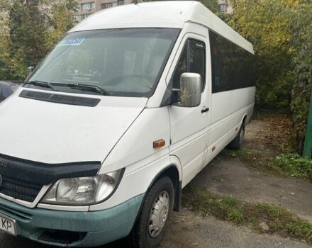 Белый Мерседес Sprinter, объемом двигателя 2.1 л и пробегом 380 тыс. км за 4500 $, фото 1 на Automoto.ua
