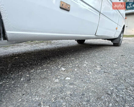 Мерседес Sprinter 2001 в Хмельницком на Automoto.ua Белый Мерседес Sprinter, объемом двигателя 2.7 л и пробегом 451 тыс. км за 7999 $, фото 6 на Automoto.ua