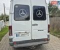 Белый Мерседес Sprinter, объемом двигателя 2.1 л и пробегом 220 тыс. км за 6000 $, фото 7 на Automoto.ua
