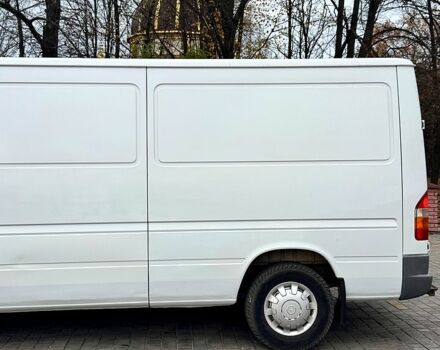 Белый Мерседес Sprinter, объемом двигателя 2.1 л и пробегом 509 тыс. км за 6500 $, фото 7 на Automoto.ua