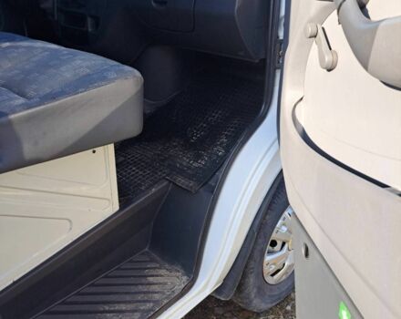 Белый Мерседес Sprinter, объемом двигателя 2.1 л и пробегом 370 тыс. км за 6200 $, фото 2 на Automoto.ua