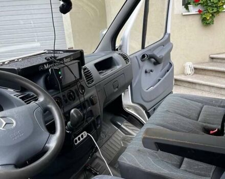 Белый Мерседес Sprinter, объемом двигателя 2.1 л и пробегом 328 тыс. км за 7199 $, фото 5 на Automoto.ua