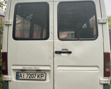 Белый Мерседес Sprinter, объемом двигателя 2.1 л и пробегом 380 тыс. км за 4500 $, фото 3 на Automoto.ua