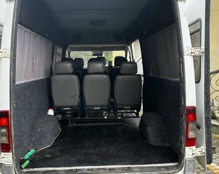 Белый Мерседес Sprinter, объемом двигателя 2.1 л и пробегом 328 тыс. км за 7199 $, фото 10 на Automoto.ua