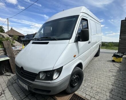 Белый Мерседес Sprinter, объемом двигателя 0.22 л и пробегом 400 тыс. км за 7000 $, фото 7 на Automoto.ua