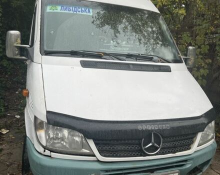Белый Мерседес Sprinter, объемом двигателя 2.1 л и пробегом 380 тыс. км за 4500 $, фото 12 на Automoto.ua