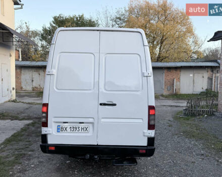 Мерседес Sprinter 2001 в Хмельницком на Automoto.ua Белый Мерседес Sprinter, объемом двигателя 2.7 л и пробегом 451 тыс. км за 7999 $, фото 8 на Automoto.ua