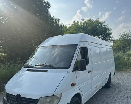 Белый Мерседес Sprinter, объемом двигателя 2.15 л и пробегом 550 тыс. км за 7950 $, фото 1 на Automoto.ua
