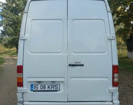 Белый Мерседес Sprinter, объемом двигателя 0 л и пробегом 890 тыс. км за 3300 $, фото 2 на Automoto.ua
