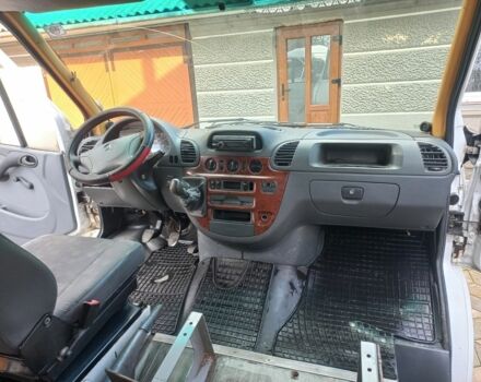 Белый Мерседес Sprinter, объемом двигателя 0 л и пробегом 890 тыс. км за 3300 $, фото 5 на Automoto.ua