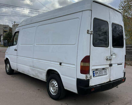 Білий Мерседес Sprinter, об'ємом двигуна 2.15 л та пробігом 628 тис. км за 4750 $, фото 5 на Automoto.ua