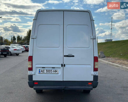 Белый Мерседес Sprinter, объемом двигателя 2.3 л и пробегом 775 тыс. км за 8699 $, фото 4 на Automoto.ua