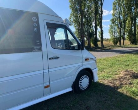 Белый Мерседес Sprinter, объемом двигателя 2.7 л и пробегом 563 тыс. км за 8450 $, фото 3 на Automoto.ua