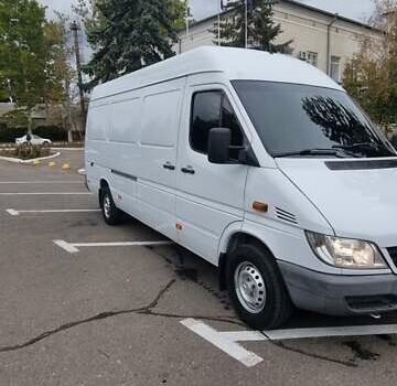 Белый Мерседес Sprinter, объемом двигателя 2.15 л и пробегом 217 тыс. км за 11500 $, фото 4 на Automoto.ua
