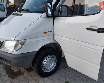 Белый Мерседес Sprinter, объемом двигателя 2.1 л и пробегом 379 тыс. км за 7700 $, фото 106 на Automoto.ua