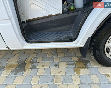 Белый Мерседес Sprinter, объемом двигателя 2.2 л и пробегом 485 тыс. км за 9100 $, фото 10 на Automoto.ua