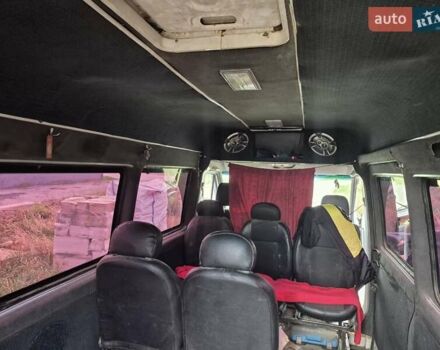 Белый Мерседес Sprinter, объемом двигателя 2.1 л и пробегом 220 тыс. км за 3300 $, фото 4 на Automoto.ua