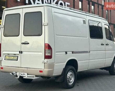 Мерседес Sprinter 2002 у Чернівцях на Automoto.ua Білий Мерседес Sprinter, об'ємом двигуна 2.15 л та пробігом 200 тис. км за 17800 $, фото 5 на Automoto.ua