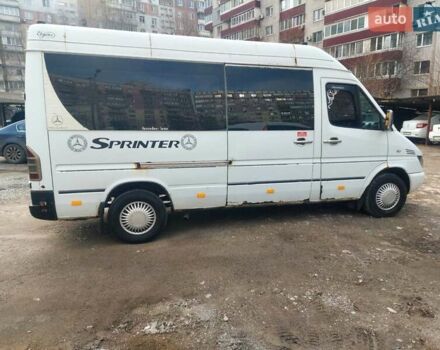 Белый Мерседес Sprinter, объемом двигателя 0 л и пробегом 900 тыс. км за 2000 $, фото 6 на Automoto.ua