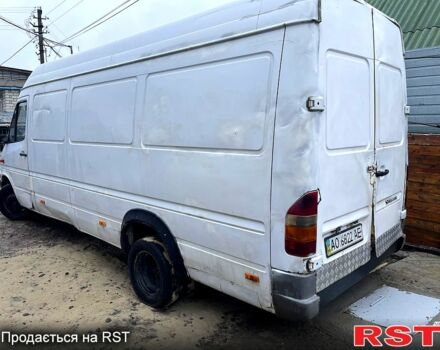 Белый Мерседес Sprinter, объемом двигателя 22 л и пробегом 472 тыс. км за 4000 $, фото 5 на Automoto.ua