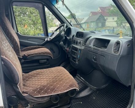 Белый Мерседес Sprinter, объемом двигателя 2.1 л и пробегом 920 тыс. км за 4500 $, фото 4 на Automoto.ua