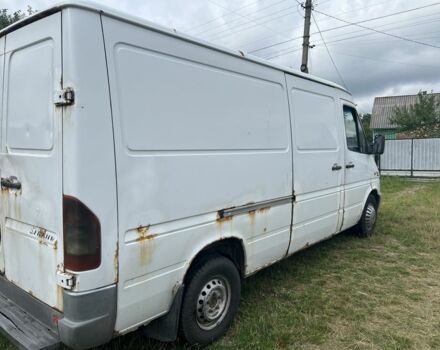 Белый Мерседес Sprinter, объемом двигателя 2.1 л и пробегом 920 тыс. км за 4500 $, фото 2 на Automoto.ua