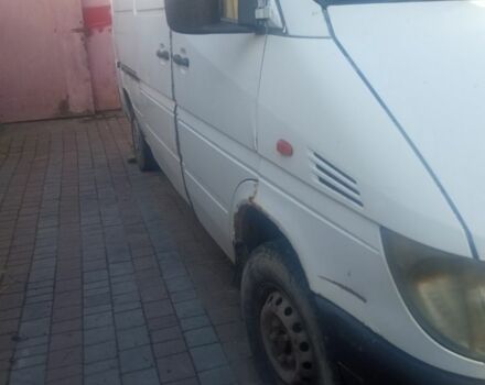 Белый Мерседес Sprinter, объемом двигателя 2.2 л и пробегом 800 тыс. км за 3300 $, фото 19 на Automoto.ua