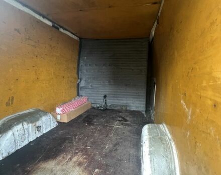 Белый Мерседес Sprinter, объемом двигателя 2.1 л и пробегом 920 тыс. км за 4500 $, фото 3 на Automoto.ua