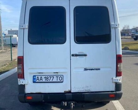 Белый Мерседес Sprinter, объемом двигателя 2.1 л и пробегом 499 тыс. км за 3900 $, фото 5 на Automoto.ua