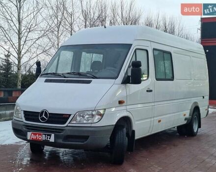 Белый Мерседес Sprinter, объемом двигателя 2.7 л и пробегом 102 тыс. км за 23900 $, фото 2 на Automoto.ua