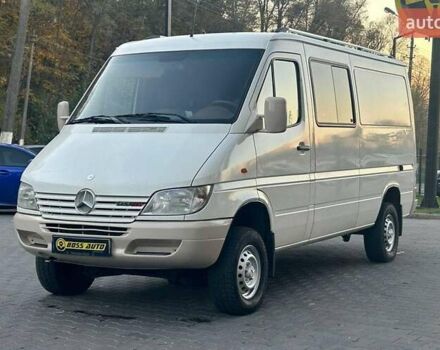 Белый Мерседес Sprinter, объемом двигателя 2.15 л и пробегом 200 тыс. км за 17800 $, фото 2 на Automoto.ua