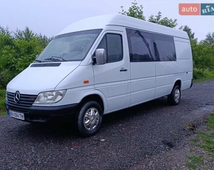 Белый Мерседес Sprinter, объемом двигателя 2.69 л и пробегом 106 тыс. км за 8000 $, фото 6 на Automoto.ua