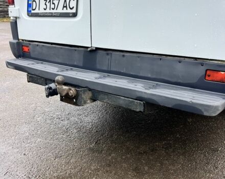 Белый Мерседес Sprinter, объемом двигателя 2.7 л и пробегом 900 тыс. км за 10000 $, фото 2 на Automoto.ua