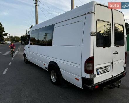 Мерседес Sprinter 2002 у Вінниці на Automoto.ua Білий Мерседес Sprinter, об'ємом двигуна 2.7 л та пробігом 507 тис. км за 7500 $, фото 2 на Automoto.ua