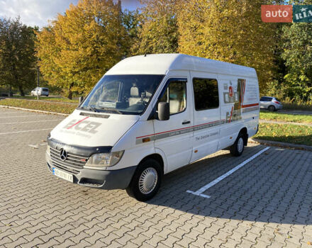 Белый Мерседес Sprinter, объемом двигателя 2.7 л и пробегом 309 тыс. км за 9200 $, фото 7 на Automoto.ua